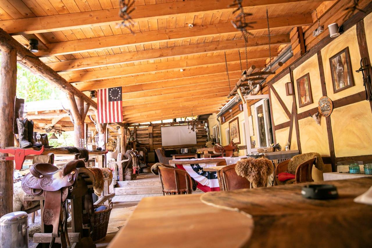 Longhorn Ranch Countryhotel - Garni Schönau Eksteriør bilde